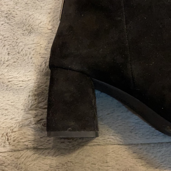 Gianni Bini Black Suede Booties size 8.5 - Picture 4 of 5